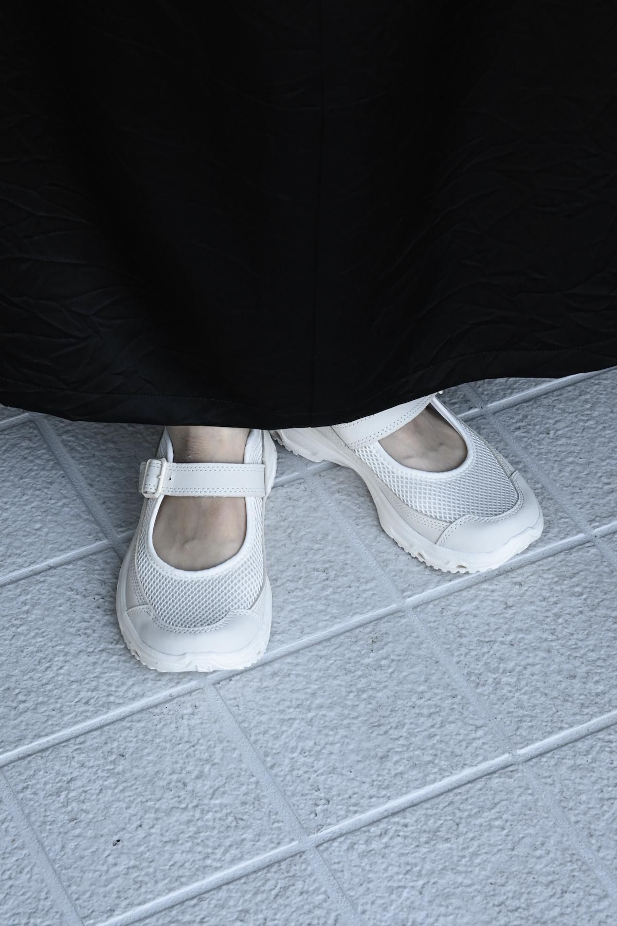【関税込み】Salomon オフホワイト RX Marie-Jeanne スリッポン SALOMON RX MARIE-JEANNE - HEIRLOOM