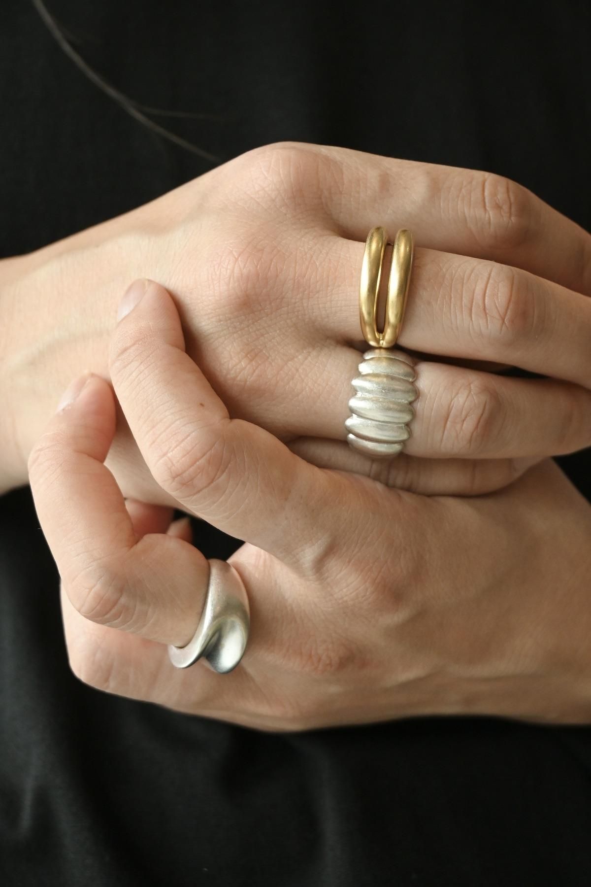 PEBBLE RING | Sapir Bachar - HEIRLOOM