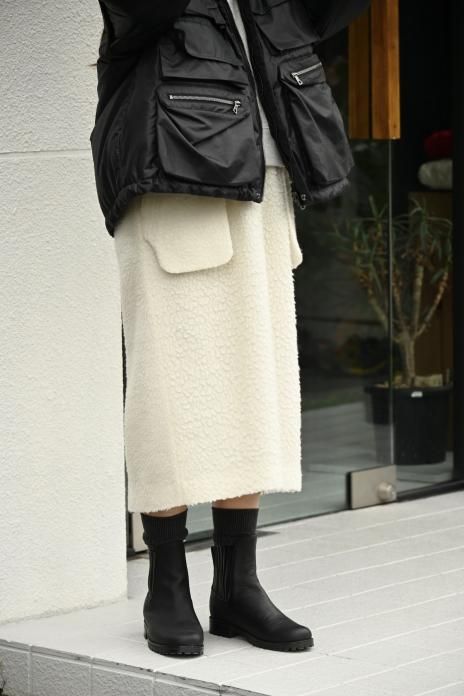 RYU KAGA / WOOL BOA SKIRT