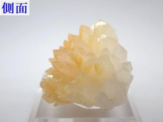 カルサイト（蛍光）- 11MINERAL『一つ一つ厳選した鉱物、宝石