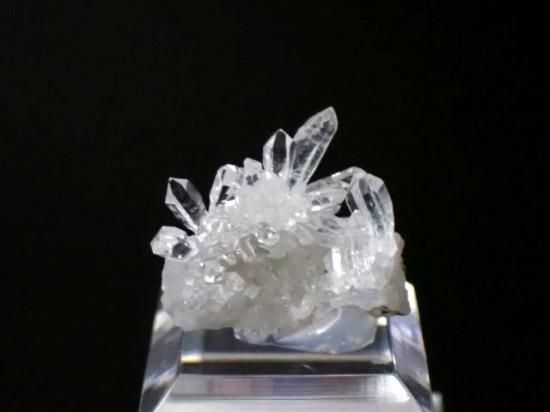 赤雲水晶 赤水晶クラスター 天然赤水晶854g 天然石販売 名取貴石