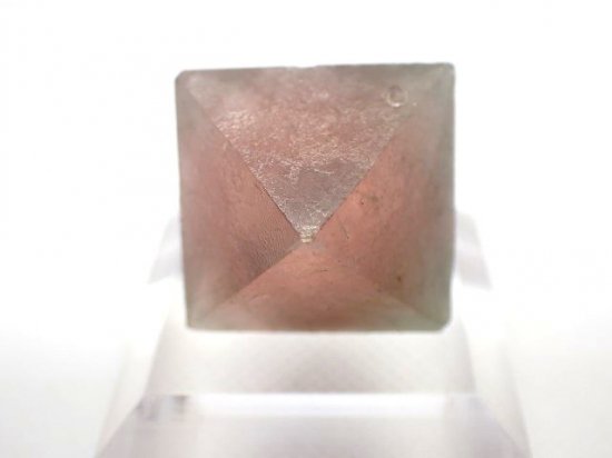 ピンクフローライト(天然八面体)- 11MINERAL『一つ一つ厳選した鉱物 