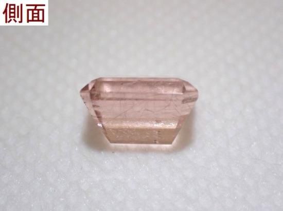 ピンクフローライト- 11MINERAL『一つ一つ厳選した鉱物、宝石 ピンクフローライト- 11MINERAL『一つ一つ厳選した鉱物、宝石