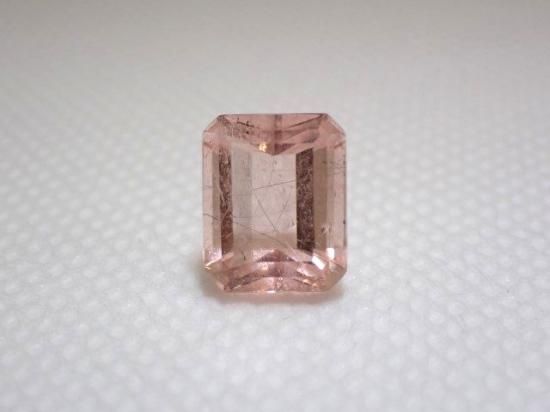 ピンクフローライト- 11MINERAL『一つ一つ厳選した鉱物、宝石 ピンクフローライト- 11MINERAL『一つ一つ厳選した鉱物、宝石
