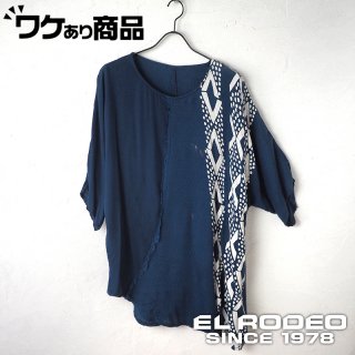 【ワケあり商品】ドルマン斜め切り替えTシャツ(ネイビー)