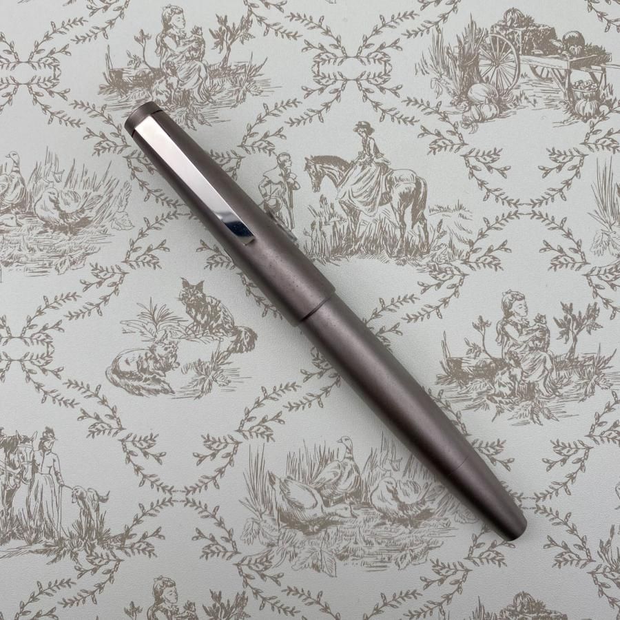 LAMY2000】ラミー2000 50周年 スペシャルエディション 万年筆 LAMY2000】ラミー2000 50周年 スペシャルエディション 万年筆
