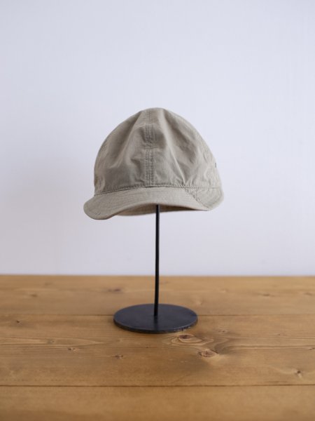 <img class='new_mark_img1' src='https://img.shop-pro.jp/img/new/icons7.gif' style='border:none;display:inline;margin:0px;padding:0px;width:auto;' />HIGHER "WEATHER VINTAGE WASHER 2WAY CAP(SAND BEIGE/BLACK )"