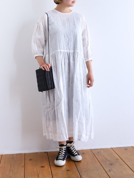 Gauze# " EMBROIDERY DOT LINEN ONEPIECE ( WHITEPINK ) "