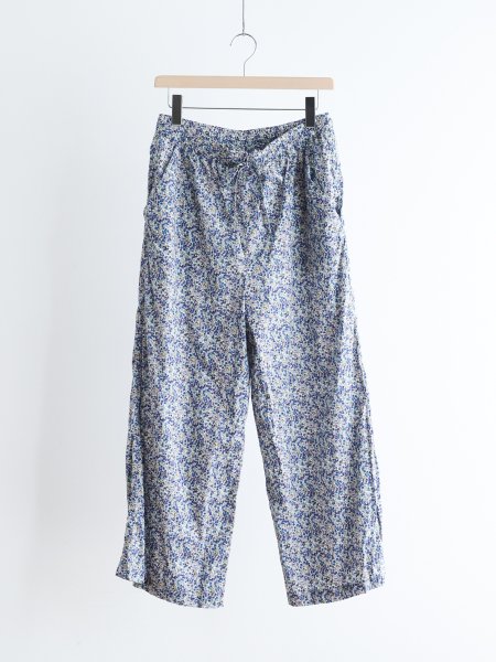 <img class='new_mark_img1' src='https://img.shop-pro.jp/img/new/icons7.gif' style='border:none;display:inline;margin:0px;padding:0px;width:auto;' />ROBE de PEAU " LIBERTY TRIP PANTS ( Blue ) "