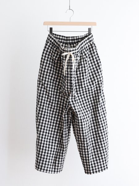 <img class='new_mark_img1' src='https://img.shop-pro.jp/img/new/icons7.gif' style='border:none;display:inline;margin:0px;padding:0px;width:auto;' />Gauze# " GINGHAM SIN ROOMY PANTS ( Pink / Navy / Black ) "