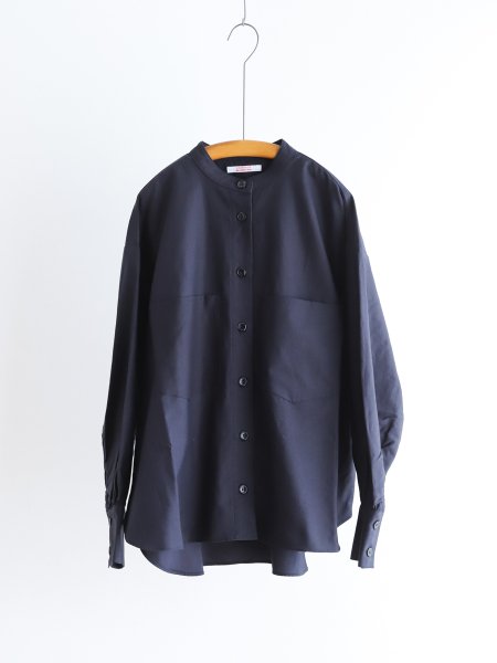 <img class='new_mark_img1' src='https://img.shop-pro.jp/img/new/icons7.gif' style='border:none;display:inline;margin:0px;padding:0px;width:auto;' />FABRIQUE en planete terre " Stand Collar Jacket ( Ecru / Dark Navy )"