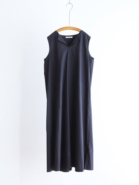 <img class='new_mark_img1' src='https://img.shop-pro.jp/img/new/icons7.gif' style='border:none;display:inline;margin:0px;padding:0px;width:auto;' />FABRIQUE en planete terre " Nosleeve Onepiece ( Black ) "