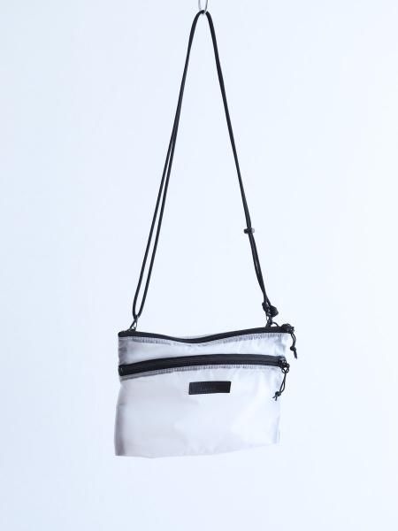 kirahvi yhdeksan "sacoche light (white / gray )"