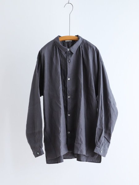 <img class='new_mark_img1' src='https://img.shop-pro.jp/img/new/icons7.gif' style='border:none;display:inline;margin:0px;padding:0px;width:auto;' />BRENA " BIAUDE SHIRT - 40's FRENCH LINEN SOLID CANVAS ( CHARCOAL / BLACK )  "