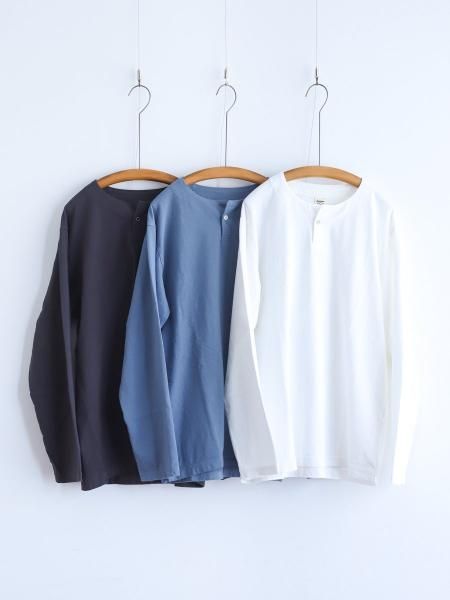 Jackman "Henleyneck LS T-shirt(White / FogSky / Sumikuro)"