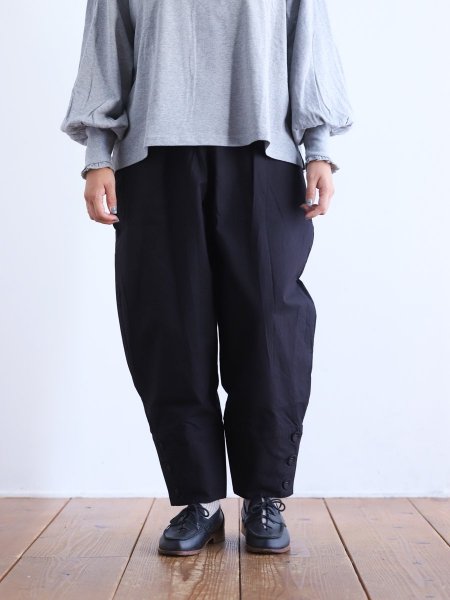 <img class='new_mark_img1' src='https://img.shop-pro.jp/img/new/icons6.gif' style='border:none;display:inline;margin:0px;padding:0px;width:auto;' />Gauze# " CURIOUS PANTS ( OCRE / BLACK ) "