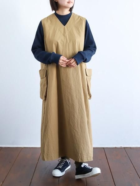 Laboratory " TRAVAIL NO SLEEVE ONEPIECE ( VINTAGE BEIGE ) "