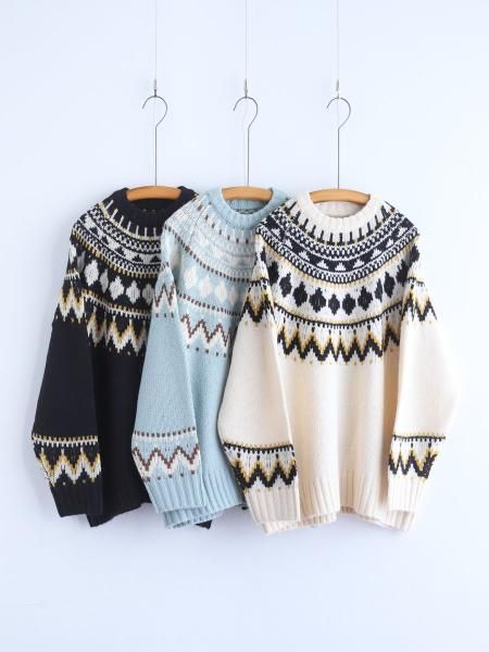 ROBE de PEAU " NORDIC CREW NECK KNIT ( IVORY / POWDER BLUE / BLACK  "