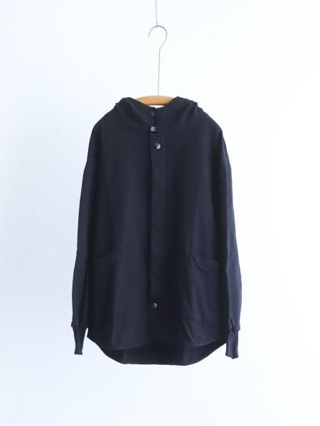 SLOWHANDS "organic co fleece hooded smock (black)"
