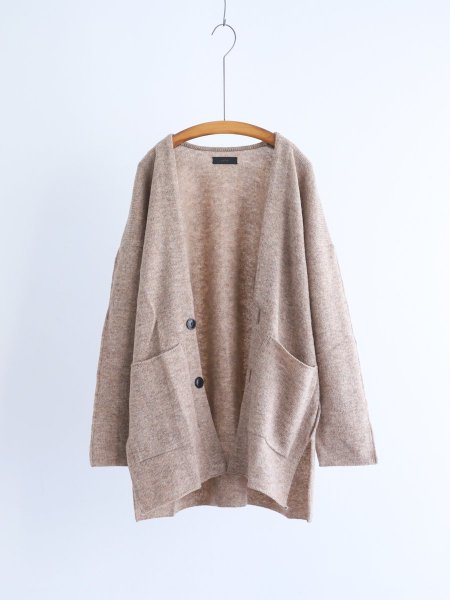 <img class='new_mark_img1' src='https://img.shop-pro.jp/img/new/icons20.gif' style='border:none;display:inline;margin:0px;padding:0px;width:auto;' />eofm "flat cardigan shetland wool (beige / charcoal)"