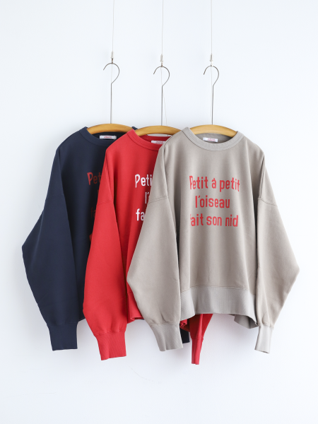 <img class='new_mark_img1' src='https://img.shop-pro.jp/img/new/icons6.gif' style='border:none;display:inline;margin:0px;padding:0px;width:auto;' />FABRIQUE en planete terre "  Oversize size sweat ( Greige / Red / Navy ) "
