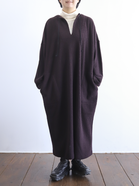 <img class='new_mark_img1' src='https://img.shop-pro.jp/img/new/icons6.gif' style='border:none;display:inline;margin:0px;padding:0px;width:auto;' />FABRIQUE en planete terre " One piece ( Black cherry / Black )"