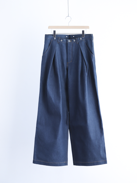 <img class='new_mark_img1' src='https://img.shop-pro.jp/img/new/icons6.gif' style='border:none;display:inline;margin:0px;padding:0px;width:auto;' />eofm "wide denim trousers (blue)"