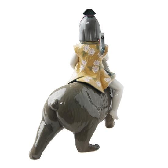 リヤドロ (LLADRO) 人形 金太郎 8687 リヤドロ (LLADRO) 人形 金太郎 8687
