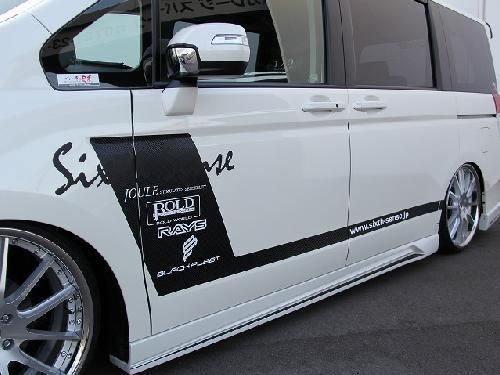 ステップワゴン RK2新車外し 純正サイドステップ左右　カラー:NH704M ステップワゴン RK2新車外し 純正サイドステップ左右カラー:NH704M