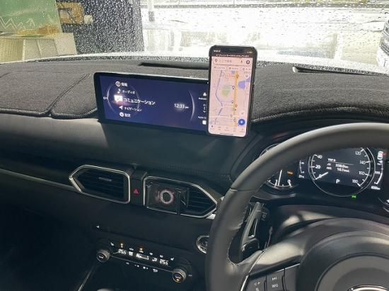 CX-5 KF系10インチセンターディスプレイ用 スマホホルダー