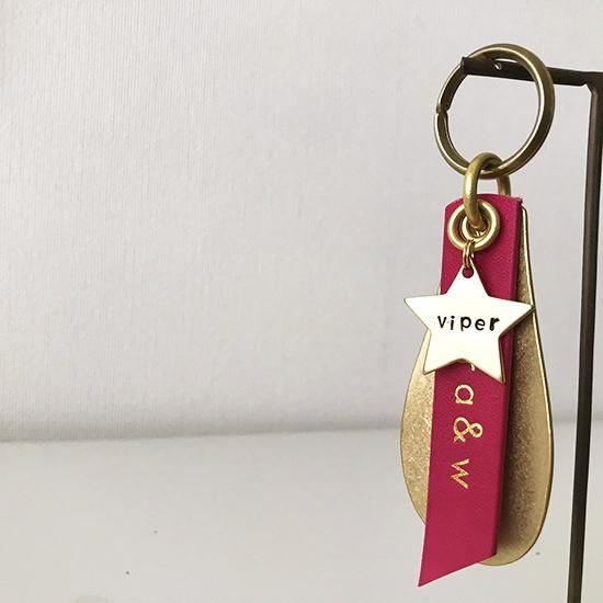 visvim ノベルティ　靴べら型キーホルダー&ハンカチ visvim ノベルティ 靴べら型キーホルダー&ハンカチ Yahoo