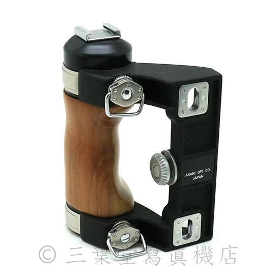 ウッドグリップセット!】PENTAX 67 TTL - 三葉堂寫眞機店 ウッドグリップセット!】PENTAX 67 TTL - 三葉堂寫眞機店