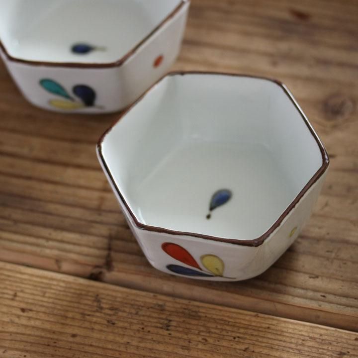 九谷青窯 高祥吾 色絵遊び葉六角小鉢 - 作家ものの器と生活雑貨 九谷青窯 高祥吾 色絵遊び葉六角小鉢 - 作家ものの器と生活雑貨