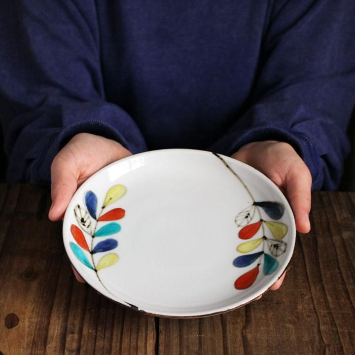 九谷青窯 高祥吾 色絵遊び葉6寸皿 15cm - 作家ものの器と生活