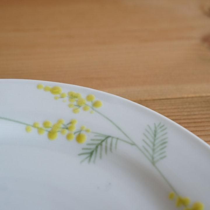 徳永遊心窯 色絵ミモザ 7寸皿 - 作家ものの器と生活雑貨 on-la 徳永遊心窯 色絵ミモザ 7寸皿 - 作家ものの器と生活雑貨 on-la
