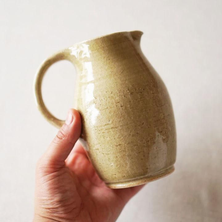 たくまポタリー ジャグ ② 2種 - 作家ものの器と生活雑貨 on-la たくまポタリー ジャグ ② 2種 - 作家ものの器と生活雑貨 on-la