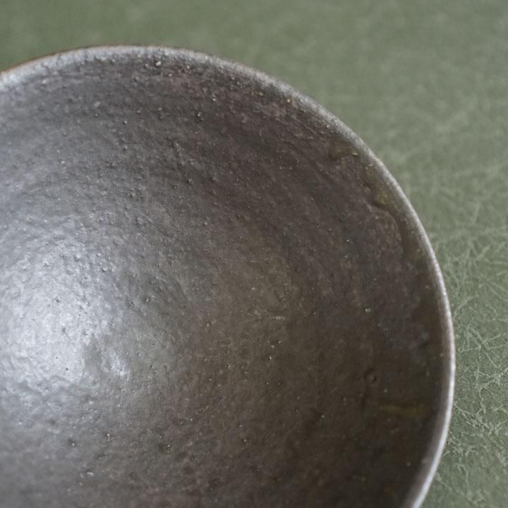 遠藤素子 すり鉢形小鉢 灰釉 - 作家ものの器と生活雑貨 on-la-cru