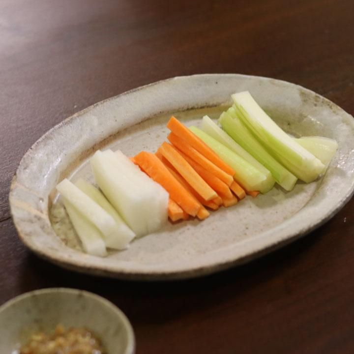 入荷now 口コミ 遠藤素子 on-la-cru 作家ものの器と生活雑貨 - オーバル皿S 食器