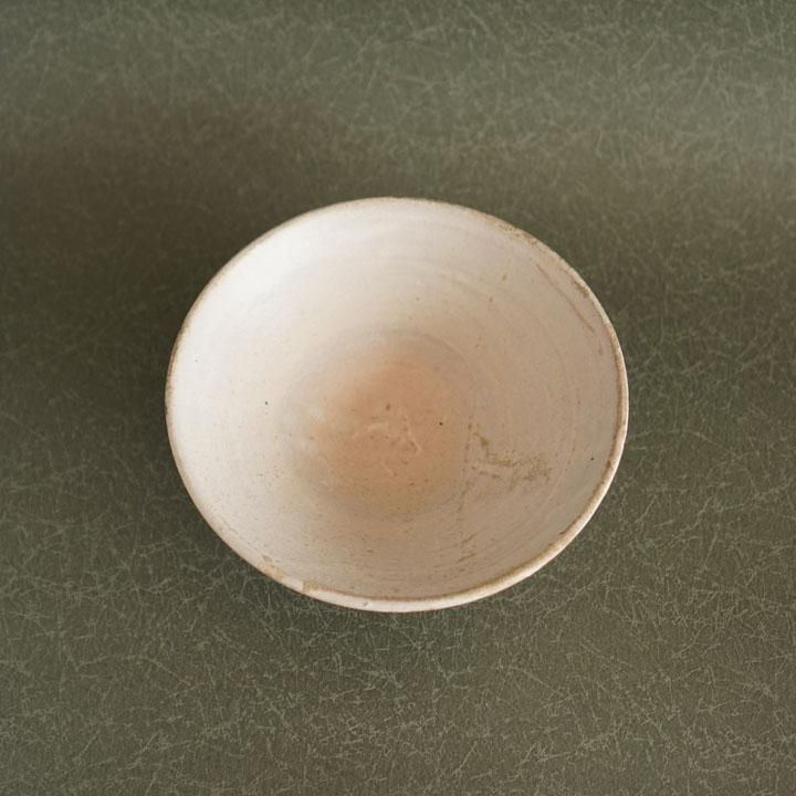 遠藤素子 すり鉢形丼サイズ 粉引き - 作家ものの器と生活雑貨 on-la