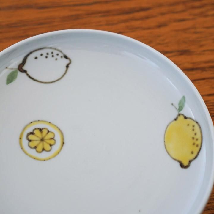 徳永遊心窯 色絵レモン 口まき6寸皿 - 作家ものの器と生活雑貨