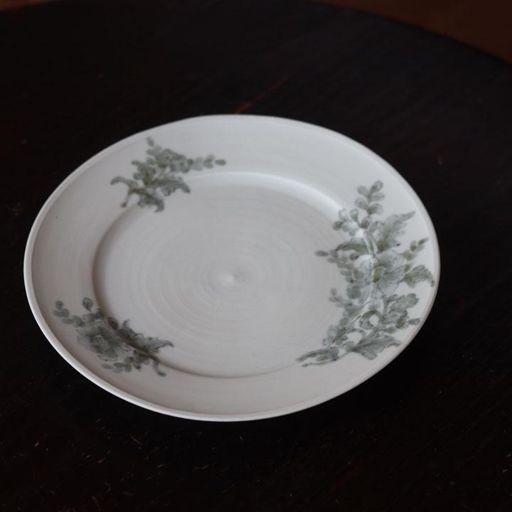 堀畑蘭 7寸平皿 鉄絵 花摘み - 作家ものの器と生活雑貨 on-la