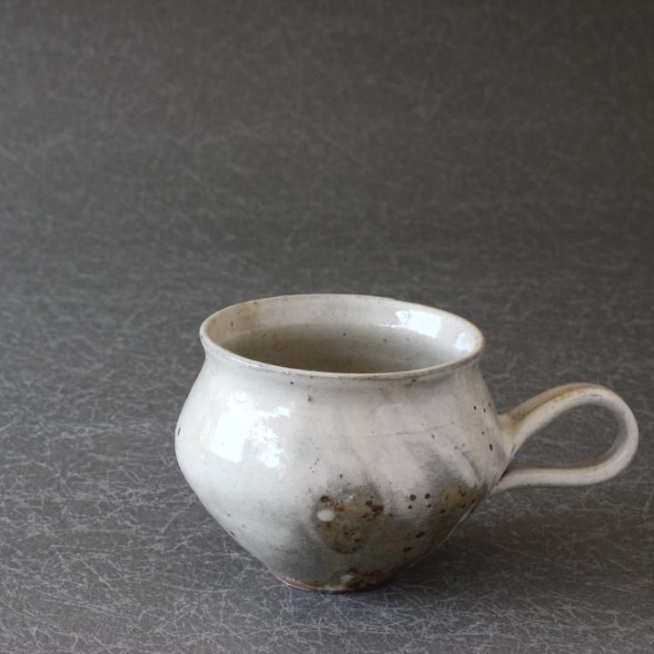 古谷製陶所 古谷浩一 きなり たぬマグカップ - 作家ものの器と生活雑貨