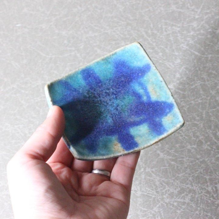 BREAD【藤原純さん】青色の陶器皿(プレート) 2枚セット 藤原純さん】青色の陶器皿(プレート) 2枚セット - メルカリ