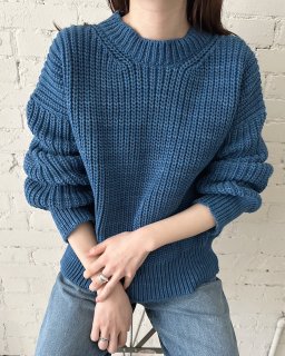 <img class='new_mark_img1' src='https://img.shop-pro.jp/img/new/icons1.gif' style='border:none;display:inline;margin:0px;padding:0px;width:auto;' />PERLE SWEATER IN INDIGOξʲ