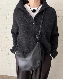 <img class='new_mark_img1' src='https://img.shop-pro.jp/img/new/icons1.gif' style='border:none;display:inline;margin:0px;padding:0px;width:auto;' />OTERO in Blackの商品画像