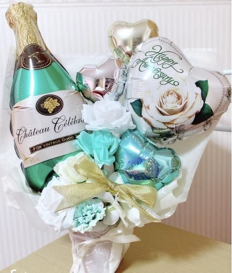 Anniversaryギフト シャンパンボトルと薔薇のオシャレ卓上アレンジ 結婚式やお祝い どんな記念日にも Piece Unique バルーンギフト結婚祝いウェディングバルーン 誕生日バルーンギフトならballoon Piece Unique Anniversaryギフト シャンパンボトルと薔薇のオシャレ卓上アレンジ 結婚式やお祝い どんな記念日にも Piece Unique バルーンギフト結婚祝いウェディングバルーン 誕生日バルーンギフトならballoon Piece Unique