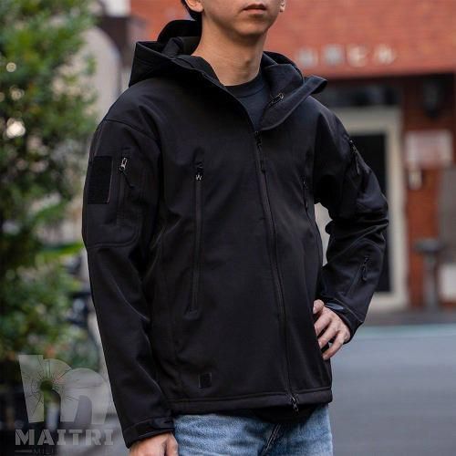 【極美品】ソフトシェルジャケット　BATT HOODED SOFTSHELL