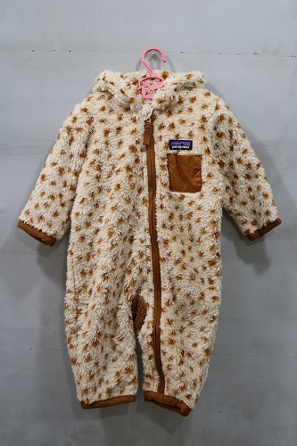 baby furry friends bunting patagonia