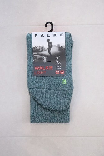 新発売の FALKE ファルケ CASHMERE ISLAND2 WALKIE 4点セット レッグ 新発売の FALKE ファルケ CASHMERE ISLAND2 WALKIE 4点セット レッグ