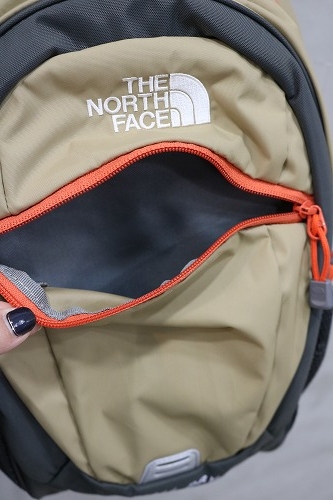 THE NORTH FACE KID'S ザ・ノース・フェイス K Small Day 15L THE NORTH FACE KID'S ザ・ノース・フェイス K Small Day 15L